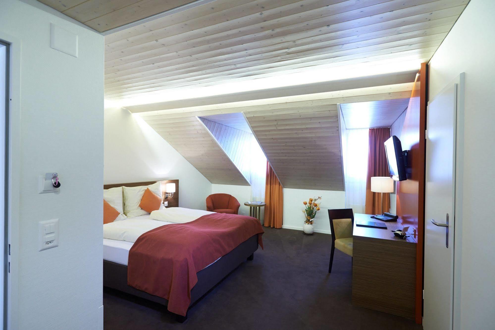 Hotel Krone 4*